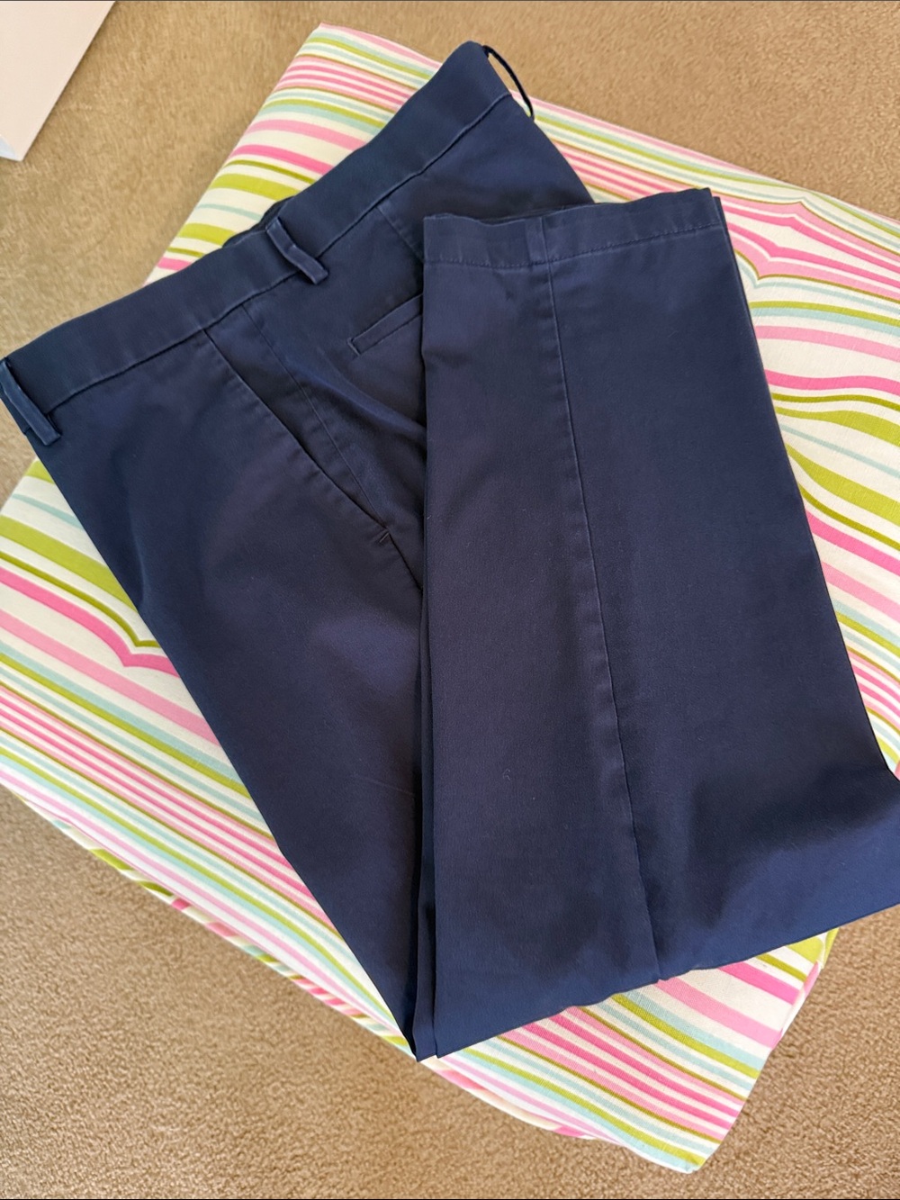 Men’s Banana Republic Slim Fit Navy Slacks 
33x30 hemmed to 27